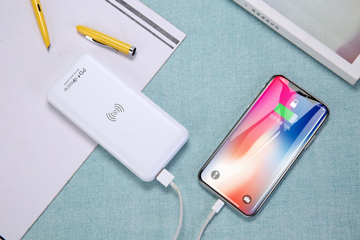 WIRELESS PD QC 3.0 FAST CHARGING POWER BANK 10000MAH