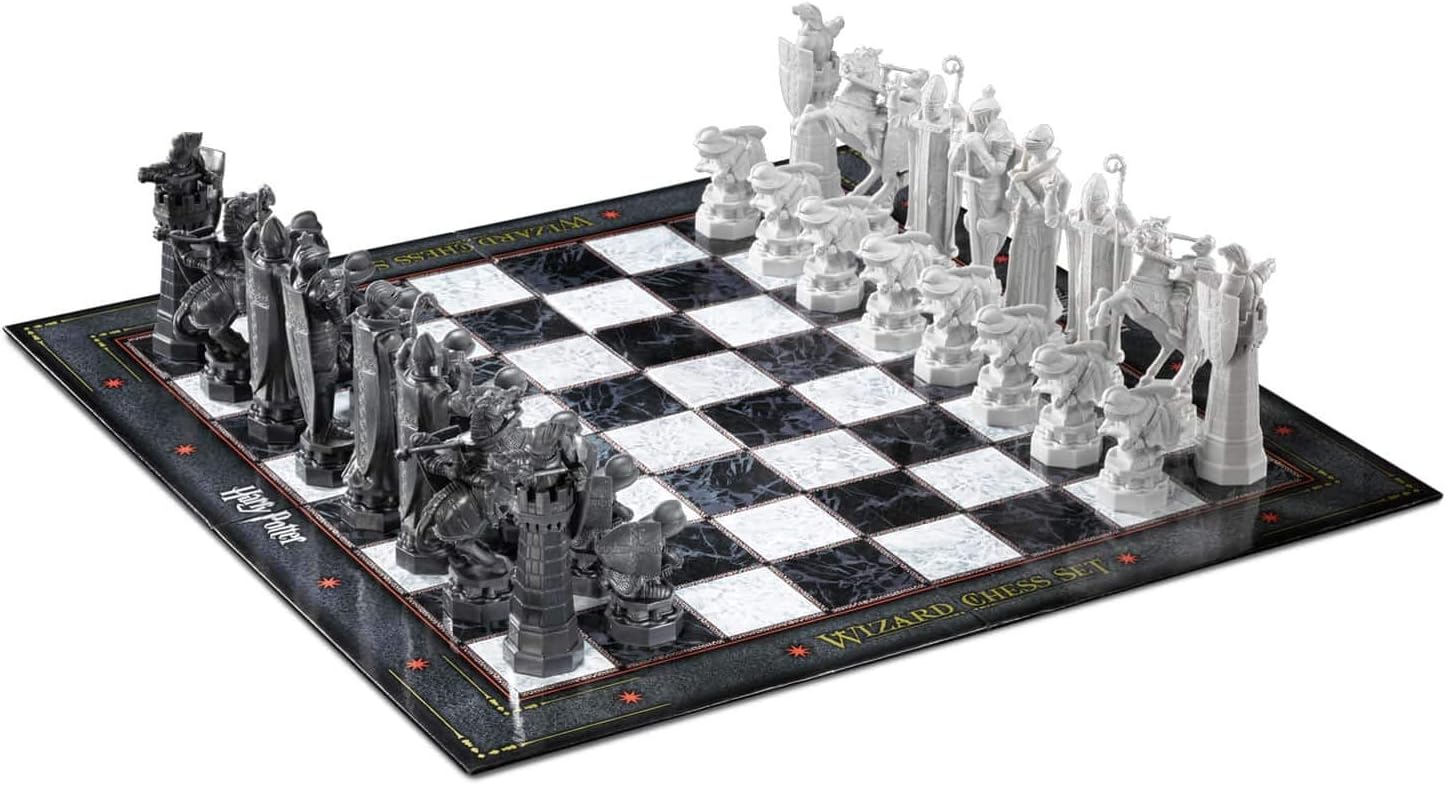 The Noble Collection - Wizard Chess Set