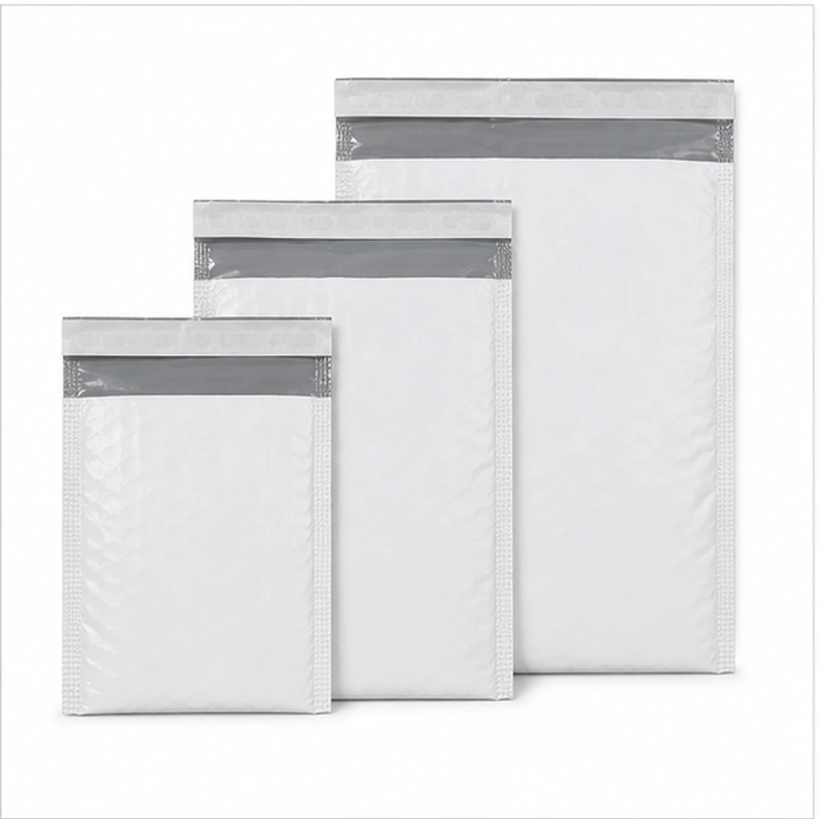 White padded bubble mailer courier bag image 3