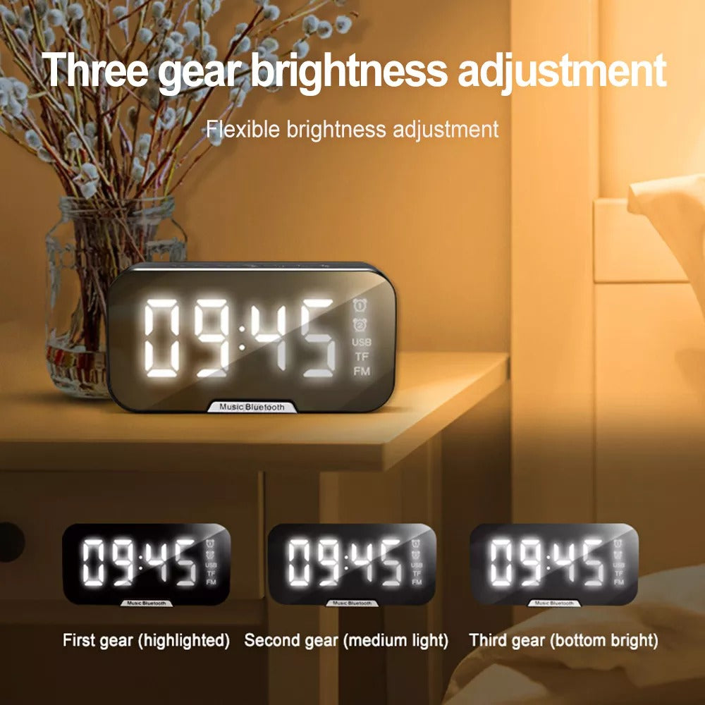 iTEQ Bluetooth Alarm Clock Mirror Card With Day Display Portable Loudspeaker Speaker